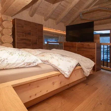 Blockhaus-chalet Zwoasom Feriehus