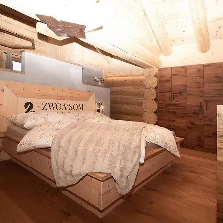 Blockhaus-chalet Zwoasom * Grossarl
